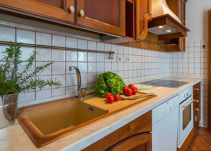 Апартаменты Majoran Пула