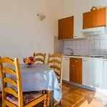 Majoran Apartman *